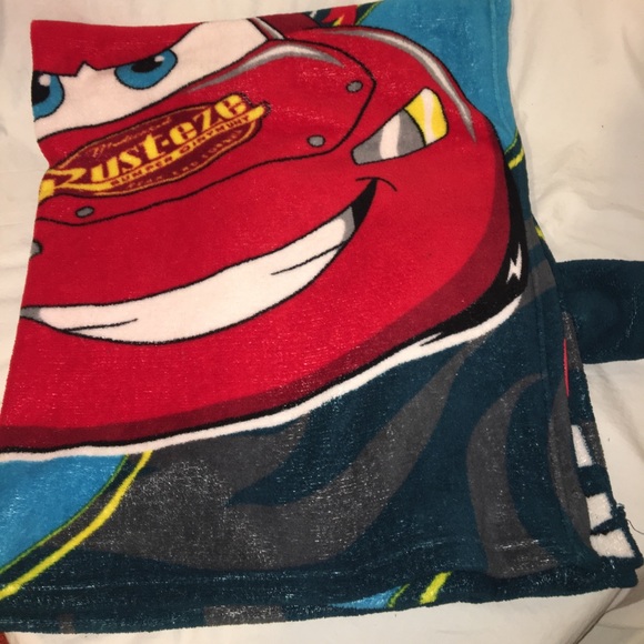 Disney Other - Disney cars snuggle blanket with arms robe